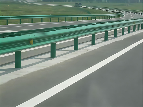 三沙波形梁护栏在高速公路的应用